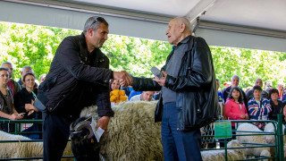 Кочът Джеки чупи кантара, печели 1000 лева