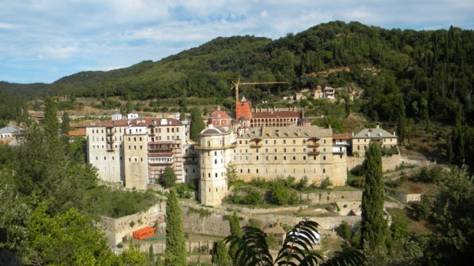 Зографският манастир:  1100 г. крепост на вярата  | StandartNews.com