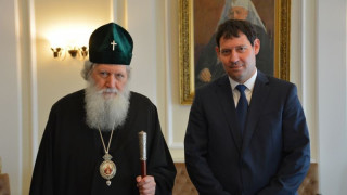 Патриарх Неофит се видя със словенския посланик