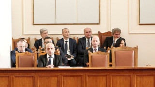 Петима министри участват в парламентарния контрол