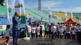Хиляди на старт с благотворителна кауза на RUN2GATHER в София
