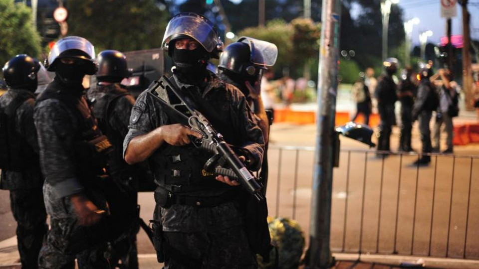 11 жертви след стрелба в бар в Бразилия | StandartNews.com