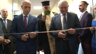 Ананиев: Ще вдигнем още заплатите на сестрите