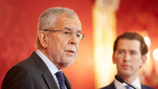 Глави на министри хвърчат в Австрия