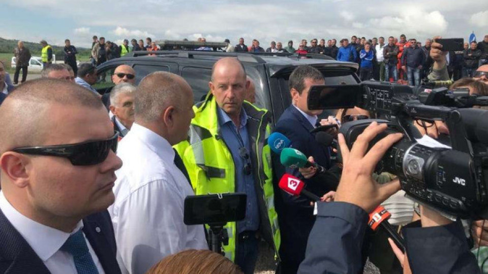 Борисов пусна нова отсечка от аутобана за Гърция | StandartNews.com