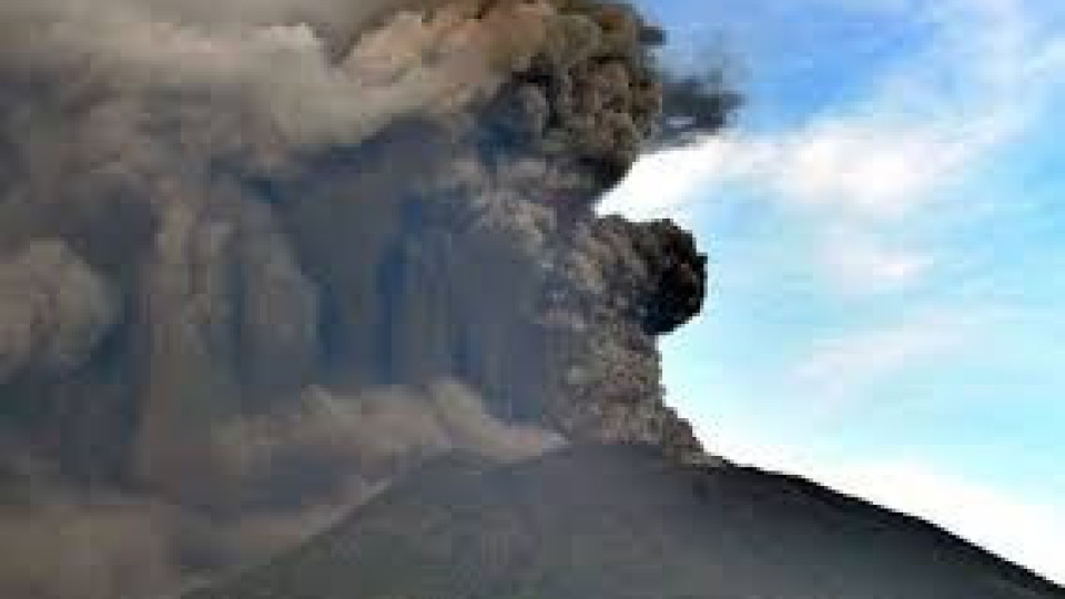 Изригна вулканът Агунг | StandartNews.com