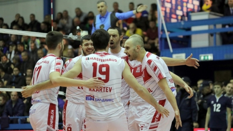 Волейболистите паднаха от Сърбия във втората контрола | StandartNews.com
