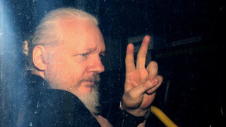 Здравето на Асандж рязко се е влошило