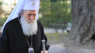 Патриарх Неофит благослови децата на България