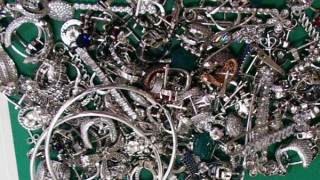 7 кг контрабандни сребърни накити иззеха на МП "Лесово"
