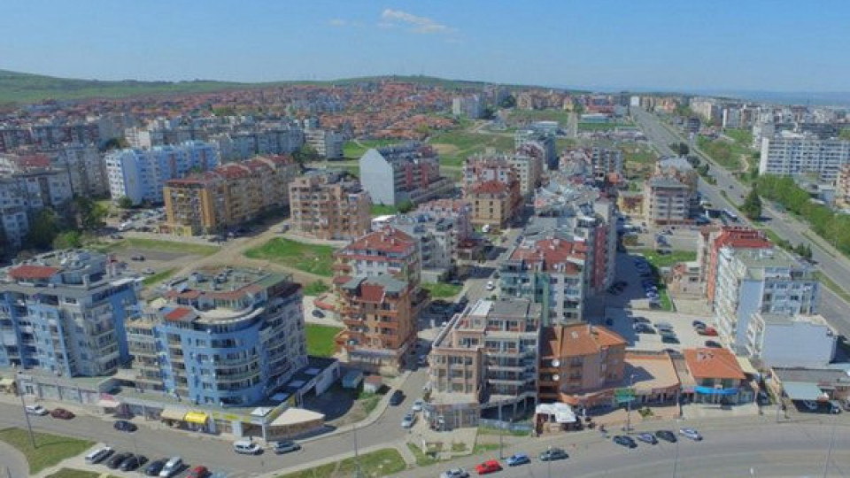 "Шарено котле" представя етническото богатство в Бургас | StandartNews.com