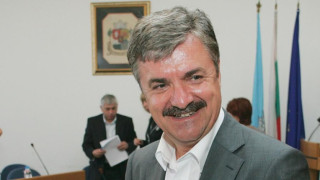 Бивш кмет на София се завръща в Левски