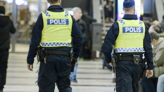 Мъж плаши да взриви гара в Швеция, гръмват го