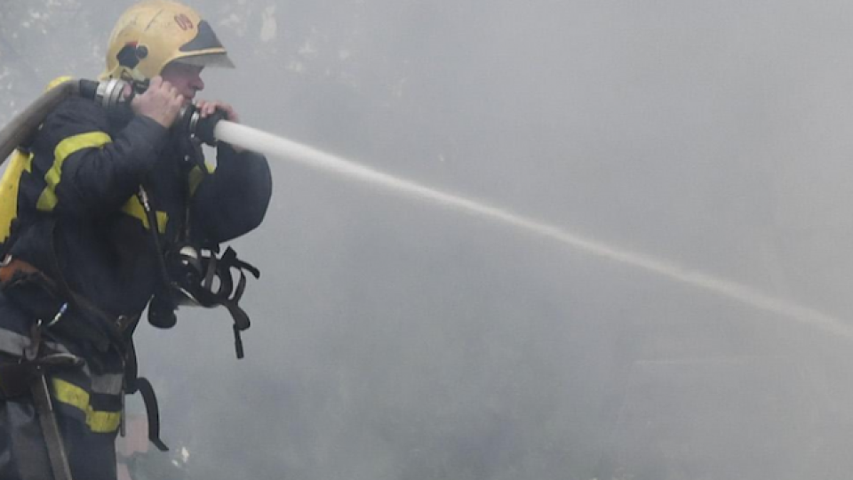 Пожар избухна в трафопост на фирма в Стара Загора | StandartNews.com