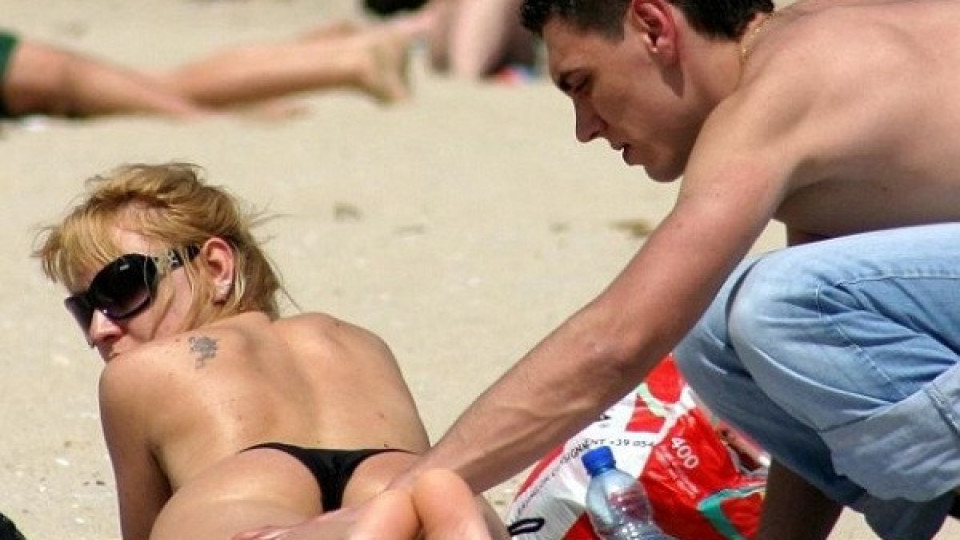Гърция и Хърватия с тлъсти глоби за монокини на плажа | StandartNews.com