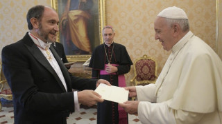 Папата прие новия ни посланик във Ватикана