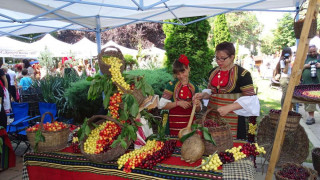 Китайският посланик на Празника на черешата