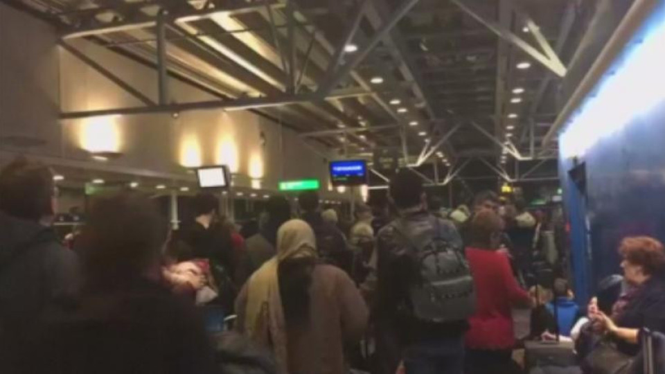 Паника на летище Станстед в Лондон | StandartNews.com