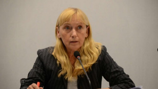 Йончева: АПИ се подиграва с българите