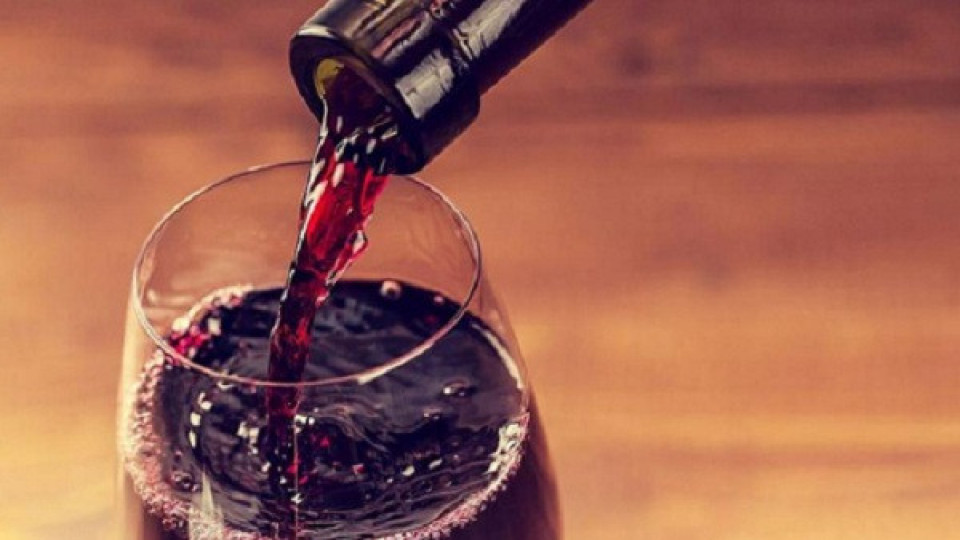 Червеното вино ни пази от Алцхаймер и Паркинсон | StandartNews.com