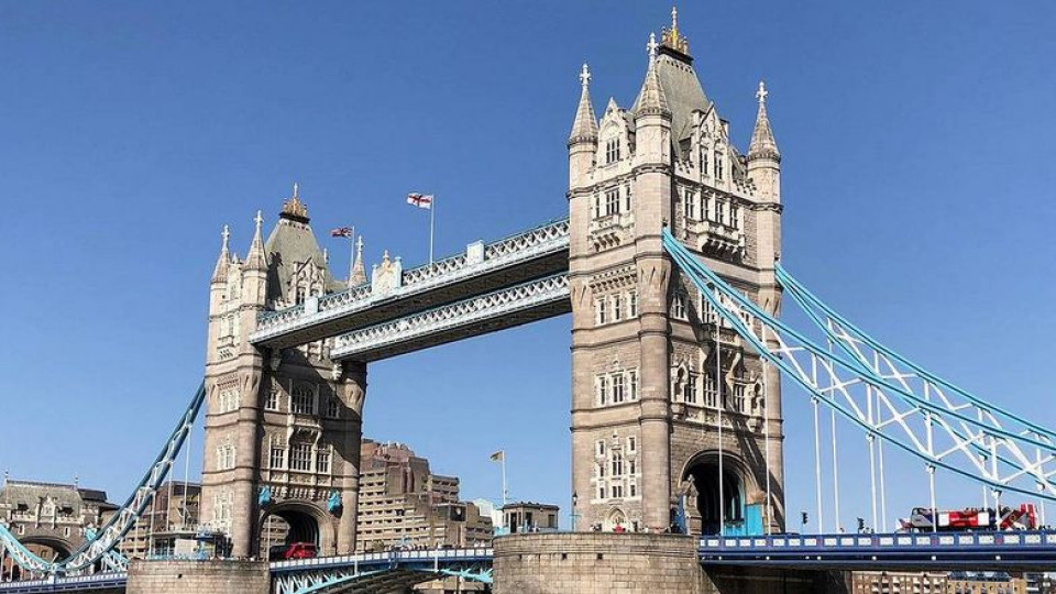 Мостът „Тауър“ в Лондон стана на 125 години | StandartNews.com