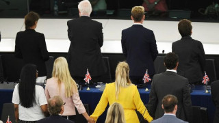 Британски евродепутати загърбиха Одата на радостта