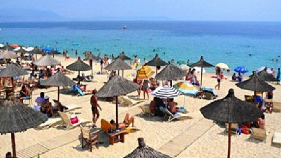 Смолянски полицаи на патрул по плажове в Гърция | StandartNews.com