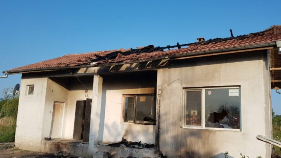 Екшън в Катуница:Бой, стрелба и запалена ракиджийница | StandartNews.com