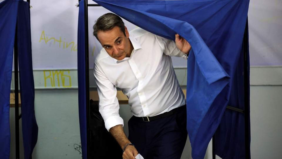 Мицотакис на крачка от премиерския пост в Гърция | StandartNews.com