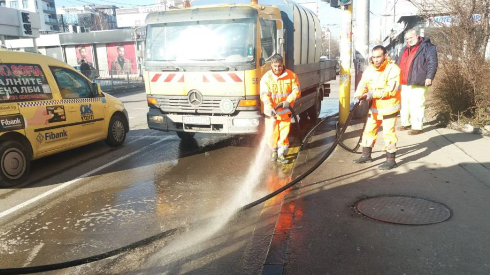 Съд: Столична община да мие улици два пъти месечно | StandartNews.com