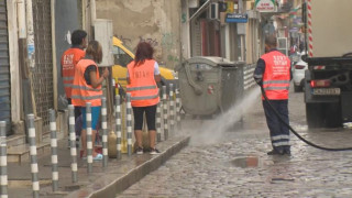 Всички улици в София измити по два пъти до момента