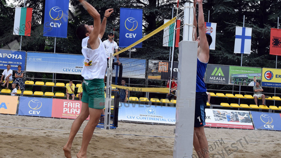 20 двойки в турнира по плажен волейбол за купа „Емона” | StandartNews.com