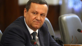 Адемов: Ще подкрепим машинното гласуване