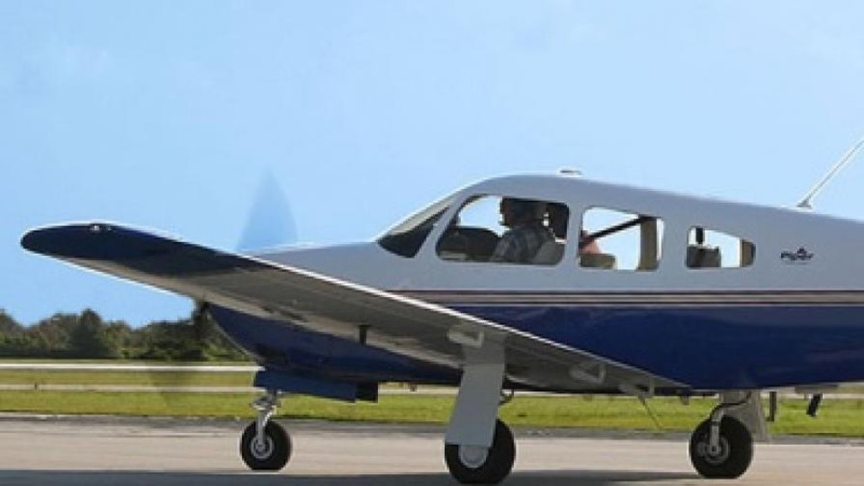 13-годишен краде самолети, пробва да полети | StandartNews.com