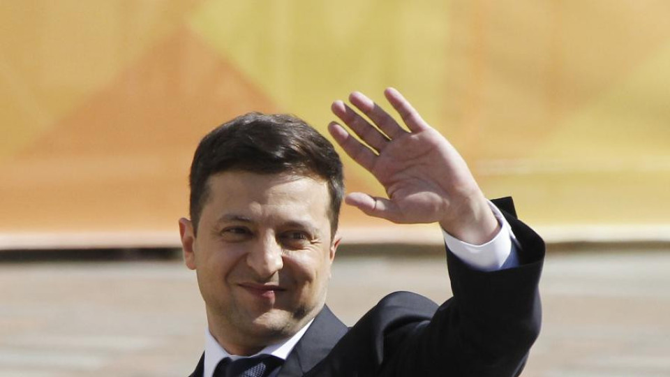 Зеленски печели парламентарните избори в Украйна | StandartNews.com