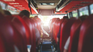 Автобус с туристи се преобърна в Анталия