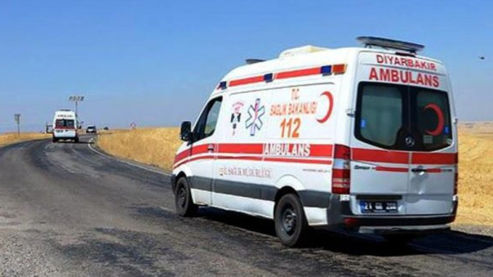 Трима българи в болница след катастрофа в Турция | StandartNews.com
