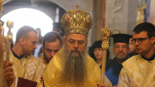 Орден, панагия и кръст за митрополит Николай
