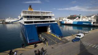 Проблем с ферибот в Гърция, стотици блокирани
