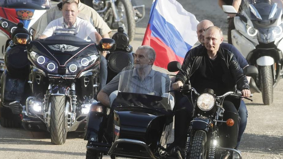 Путин поведе Нощните вълци на фестивал в Крим | StandartNews.com