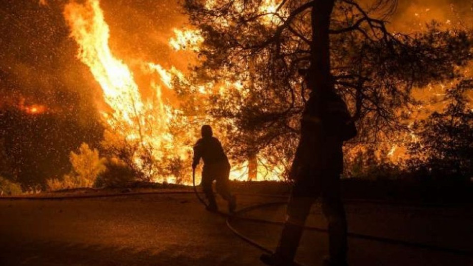 Опасност от пожари грози 8 области | StandartNews.com