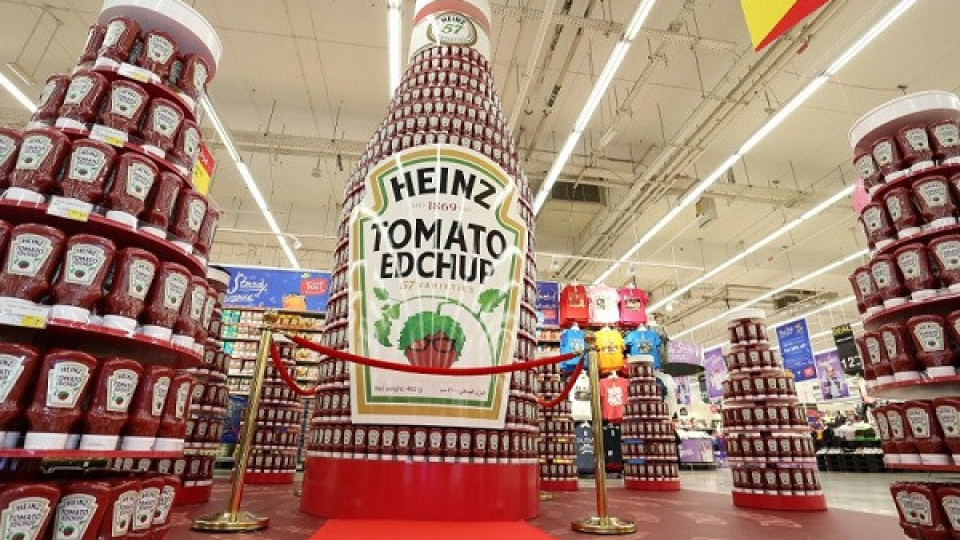 Рекордно висока кула от шишета от кетчуп издигната в ОАЕ | StandartNews.com