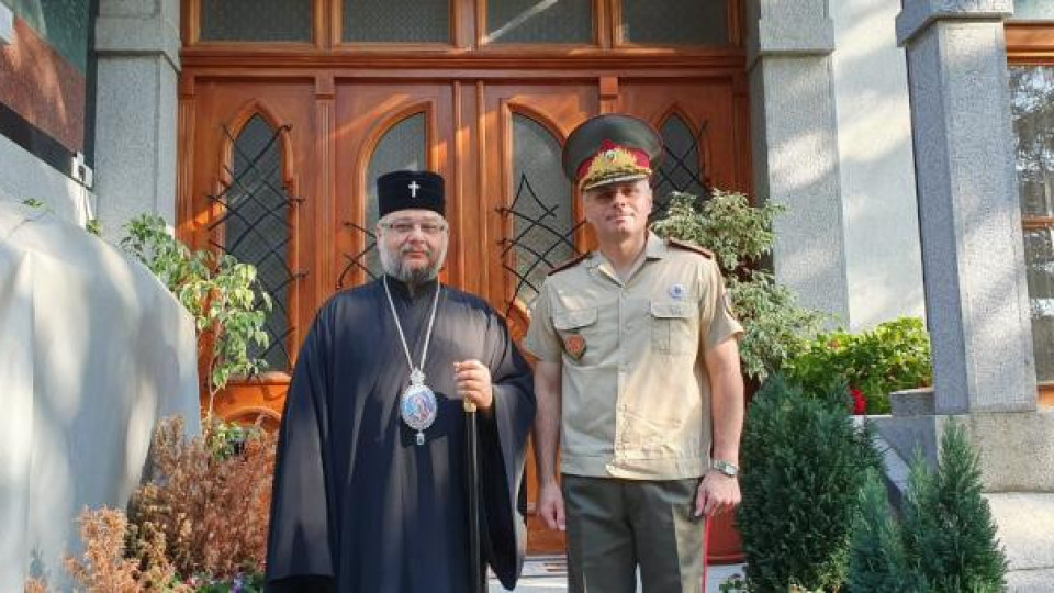 Нов командир се срещна със старозагорския владика | StandartNews.com