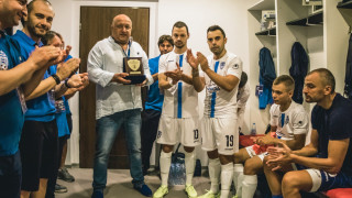 Министър Кралев подкрепи "Варна Сити" в Шампионската лига по футзал
