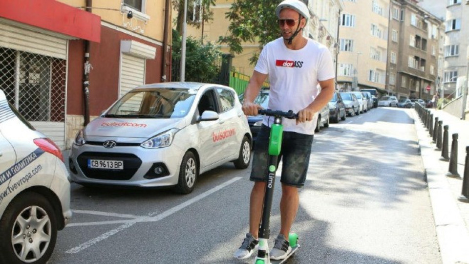Шефът на КАТ: Тротинетките са незаконни | StandartNews.com