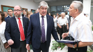 Макаров: Не се намесваме във вътрешни работи