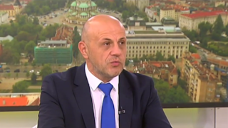 Дончев: Политическият срок на годност е доста къс