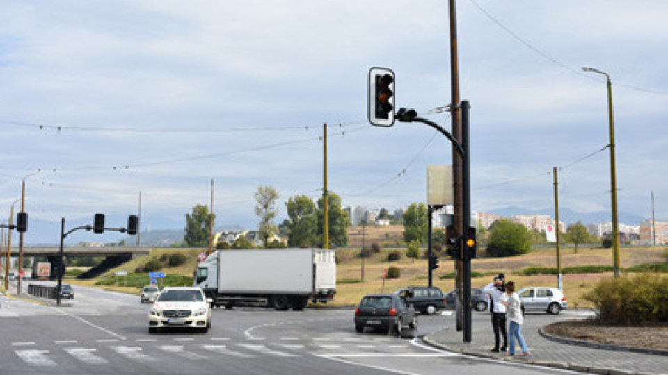 Кметът на Благоевград инспектира светофарна оредба | StandartNews.com