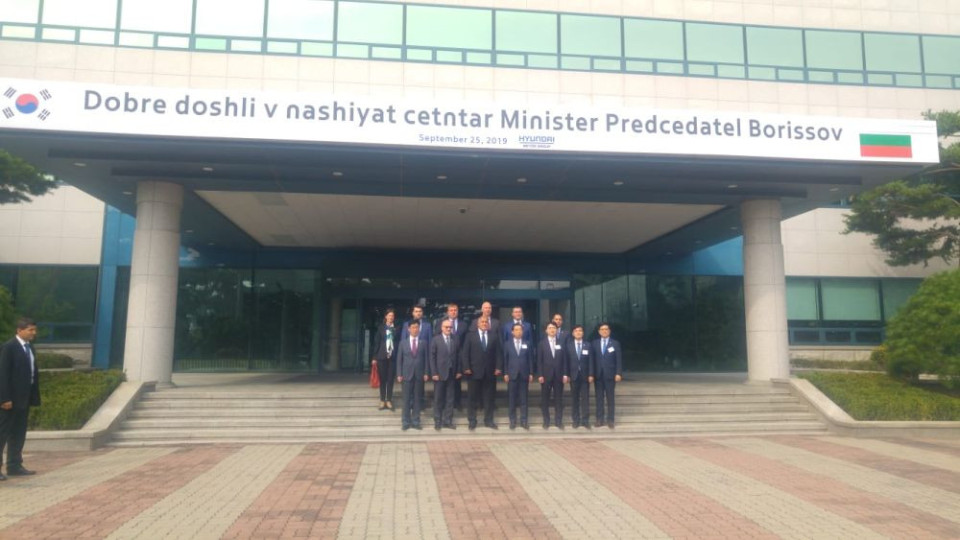 Премиерът посети научен център на Хюндай (СНИМКИ) | StandartNews.com