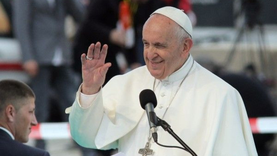 Папата: Създаването на изкуствен интелект е риск | StandartNews.com